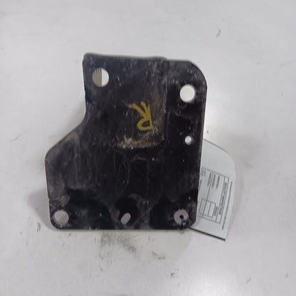 Jeep Cherokee Lower Front Bumper Mount Bracket Right Passenger Side  2