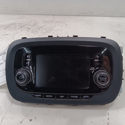 Audio Equipment Radio Display 4 Door X Model AM-FM Uconnect Fits 16-17 FIAT 500