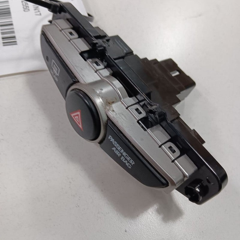 Hyundai Accent Hazard Switch 4 Way Flasher Button  2017 2016 2015 2014 2013 2012