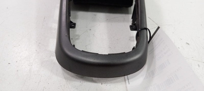 Kia Soul Shifter Bezel Trim Shift Console Surround Trim 2012 2013 OEM