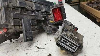 AE5Z14290EC Fuse Box Engine VIN A 8th Digit Fits 10-12 Ford Fusion