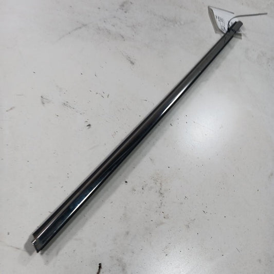 Nissan Altima Door Glass Window Weather Strip Trim Front Left Driver 2