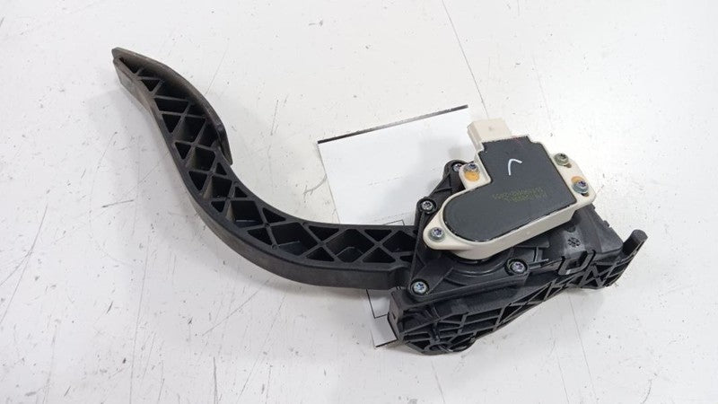 Buick Encore Gas Pedal 2016 2017 2018 2019 OEM