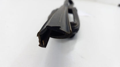 Hyundai Elantra Door Glass Window Seal Rubber Right Passenger Rear Back 2009 201