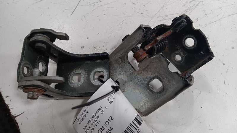 Chevy Traverse Door Hinge Set Right Front Passenger  2010 2011 2012 20