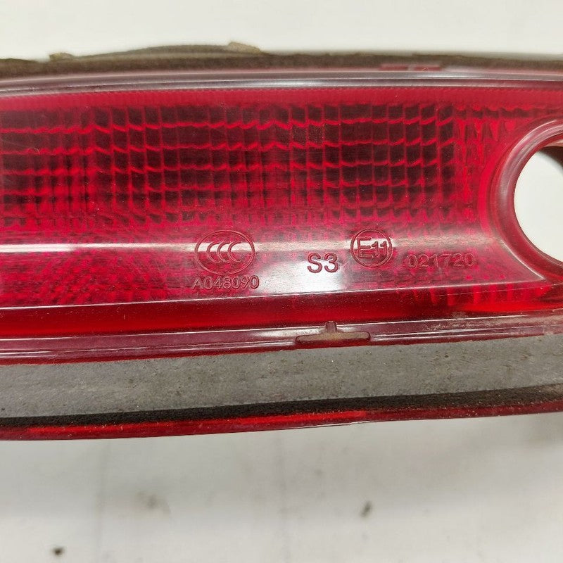 Chrysler 300 High Mount Tail Lamp Third 3rd Brake Light  2017 2018 201
