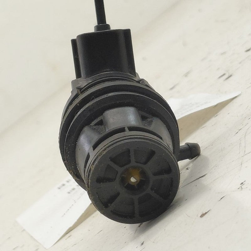 Subaru XV Crosstrek Windshield Washer Fluid Motor Pump {0602106110} 20
