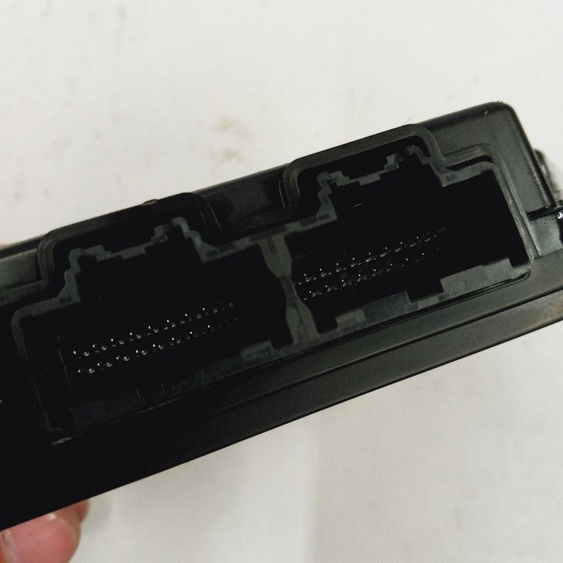 Theft-locking Keyless Entry Control Module Fits 17-19 Buick Envision
