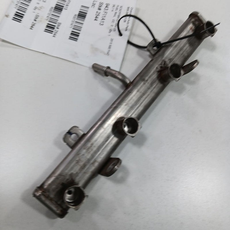 Fiat 500 Fuel Rail Injection Injector Mount Bar  2012 2013 2014 2015 O