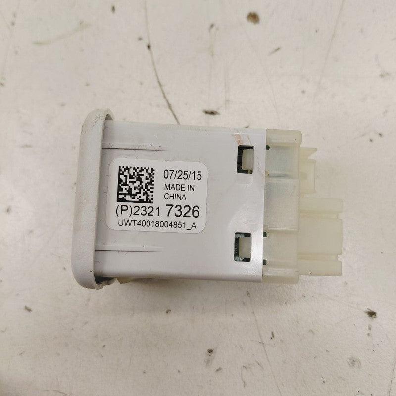 Cadillac XTS USB Plug In Hub Port      2016 2017 2018