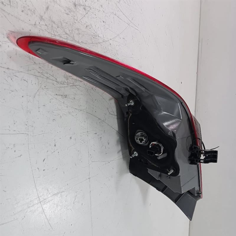 Driver Left Tail Light Brake Lamp Quarter Panel Mounted Fits 15-17 CAMRY
