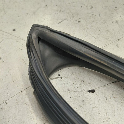 Hyundai Veloster Door Glass Window Seal Rubber Right Passenger Rear Ba