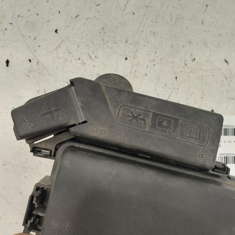 Fuse Box Engine Fits 16-18 Chevy Volt