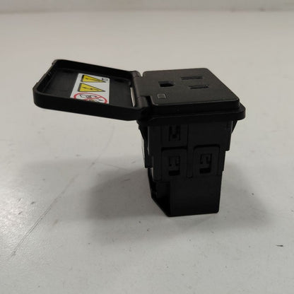 Grand Cherokee 115V 150W Power Port Socket {56046934AA} 2017 2018 2019 2020