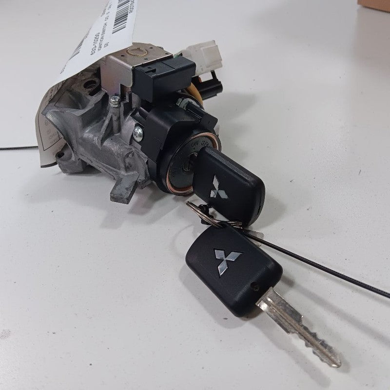 Ignition Switch Conventional Ignition Fits 13-20 Mitsubishi Outlander 