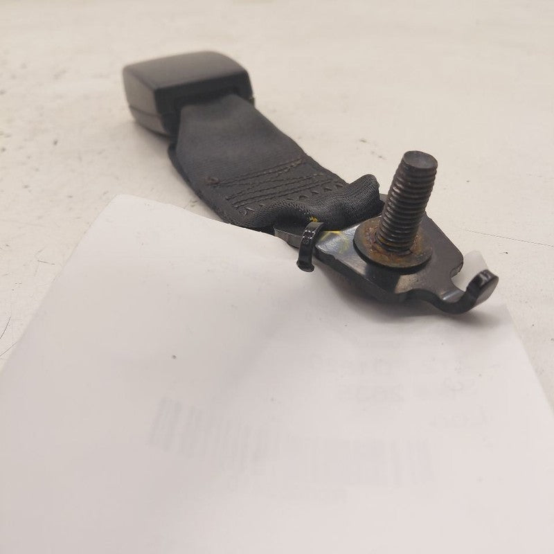 Ford Edge Center Rear Back Seat Belt Buckle Latch  2019 2020 2021 2022