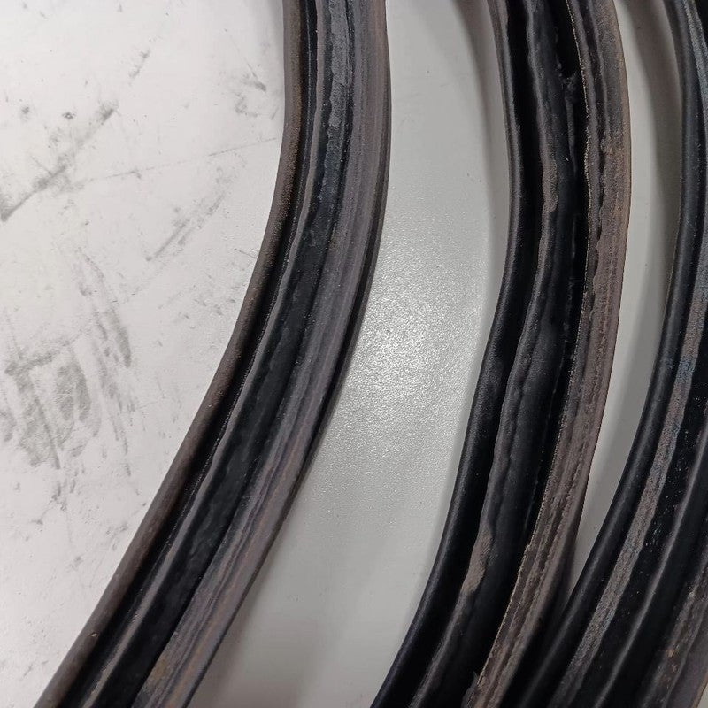 Subaru Outback Legacy Trunk Lid Hatch Door Rear Back Rubber Seal  2018