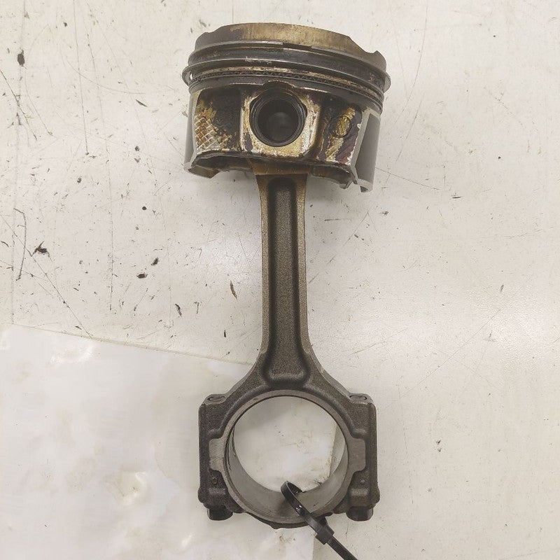 Chevy Equinox Single Piston With Connecting Rod   2024 2023 2022