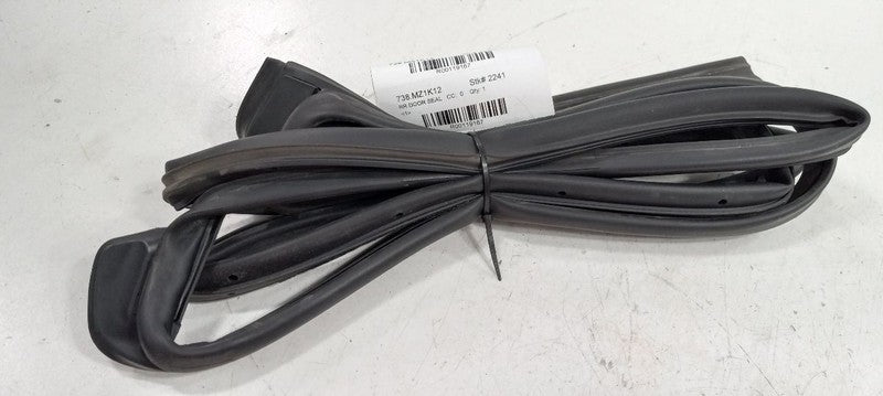Mazda 3 On Door Seal Rubber Right Passenger Rear Back 2010 2011 2012 2