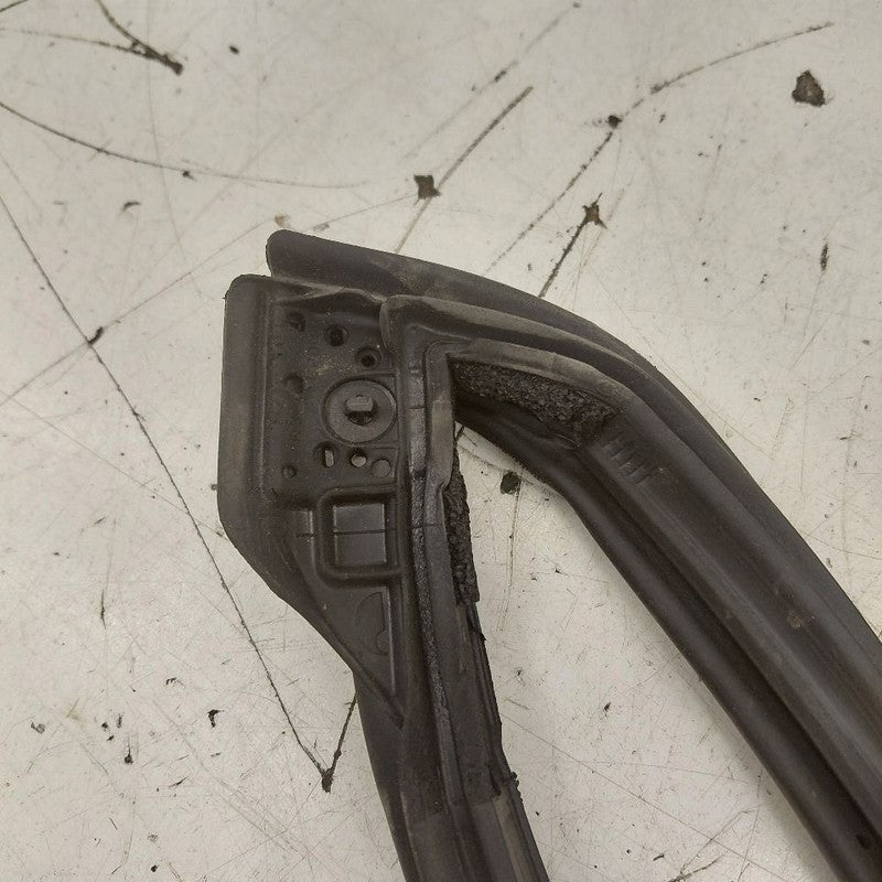 Subaru XV Crosstrek On Door Seal Rubber Right Passenger Front  2025 20