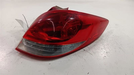 924022V000 Passenger Right Tail Brake Lamp Light Without LED Accent Fits 12-17 VELOSTER