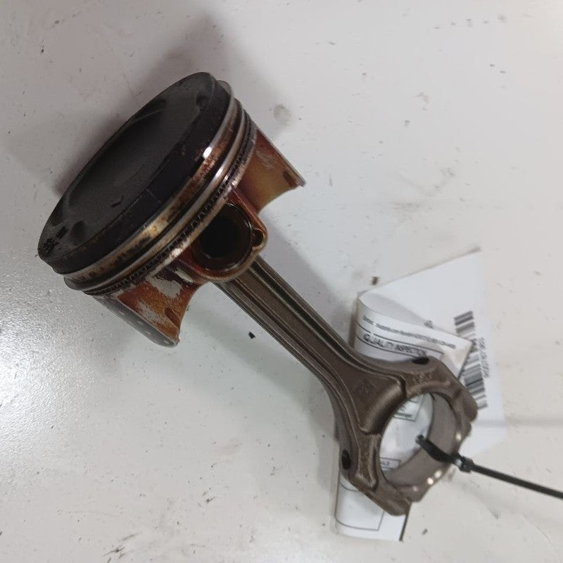 Honda Civic Single Piston With Connecting Rod  2016 2017 2018 2019 OEM