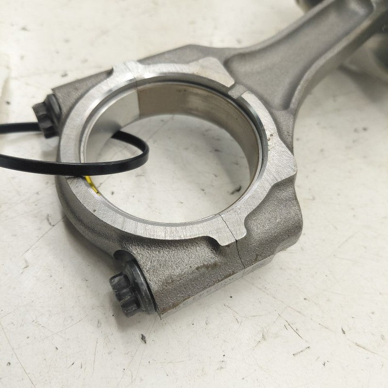 Subaru XV Crosstrek Single Piston With Connecting Rod   2.5 2025 2024