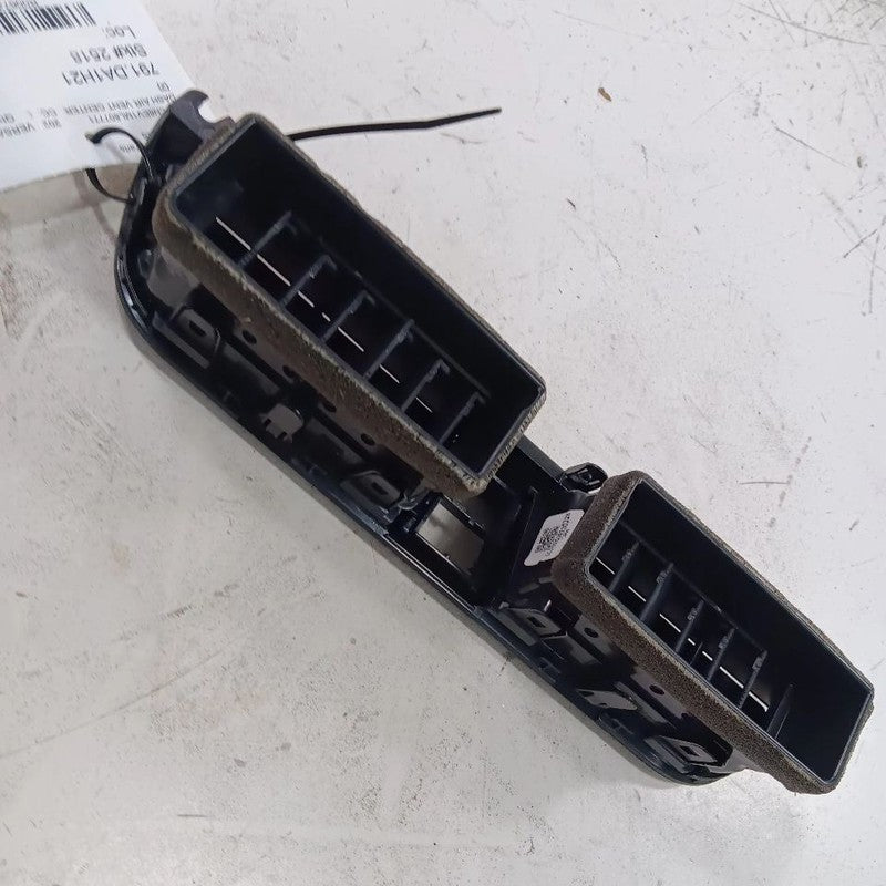 Nissan Versa Dash Air Vent Center Middle  2023 2022 2021 2020