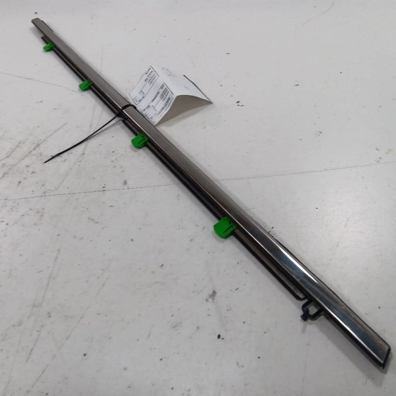 Honda CR-V Door Glass Window Weather Strip Trim Rear Left Back  2012 2