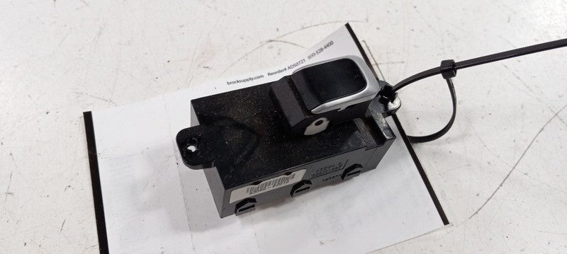 Kia Soul Power Window Switch Right Rear Passenger 2019  OEM