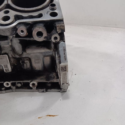 Jeep Cherokee Bare Engine Cylinder Block  3.2 2015 2016 2017 OEM