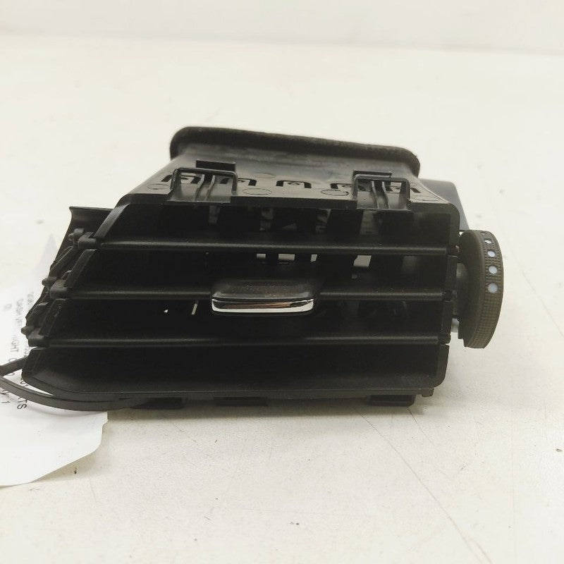 Cadillac XTS Dash Air Vent Right Passenger      2016 2017 2018