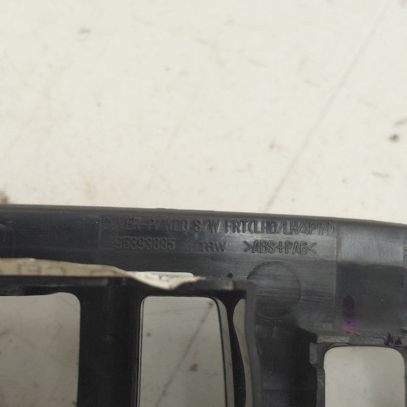 Chevy Trax Window Switch Bezel Trim Left Front 2022 2021
