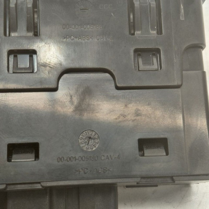 Buick Encore GX USB Plug In Hub Port  2022 2023 2024 2025