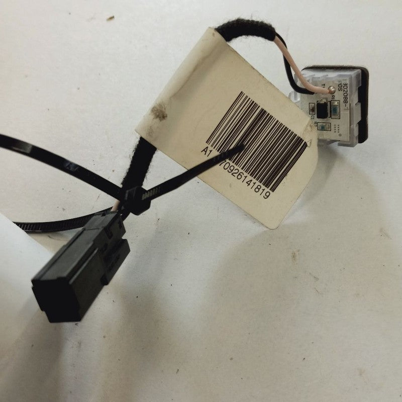Alfa Romeo Stelvio {2} LF Under Dash Light 50549789 2018 2019 2020 202