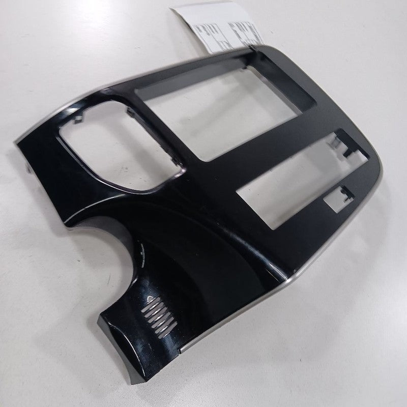 Mitsubishi Outlander Radio Bezel Trim Dash Surround  2020 2021 2022 20