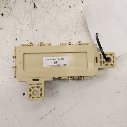 Kia Sorento Fuse Relay Junction Box Module {91940C6510} 2018 2017 2016