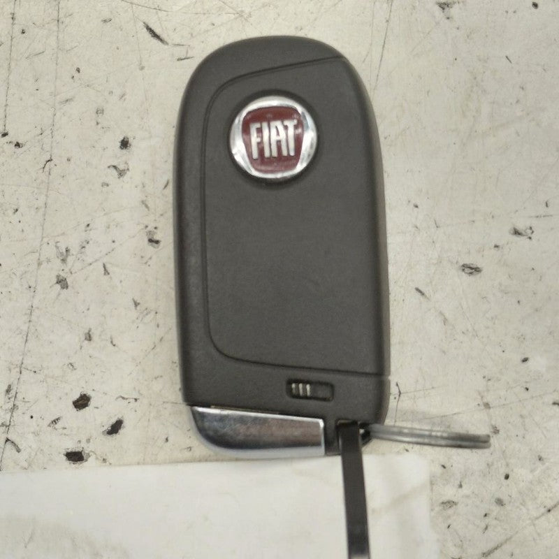 2018 Fiat 500 X Model Fob Remote {7812A40821302}