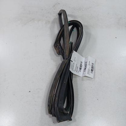 Honda Civic On Door Seal Rubber Right Passenger Rear Back  2018 2017 2