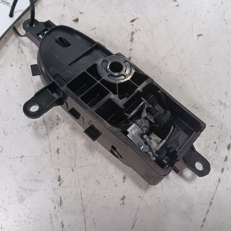 Nissan LEAF Door Handle Left Driver Front Interior Inside  2013 2014 2