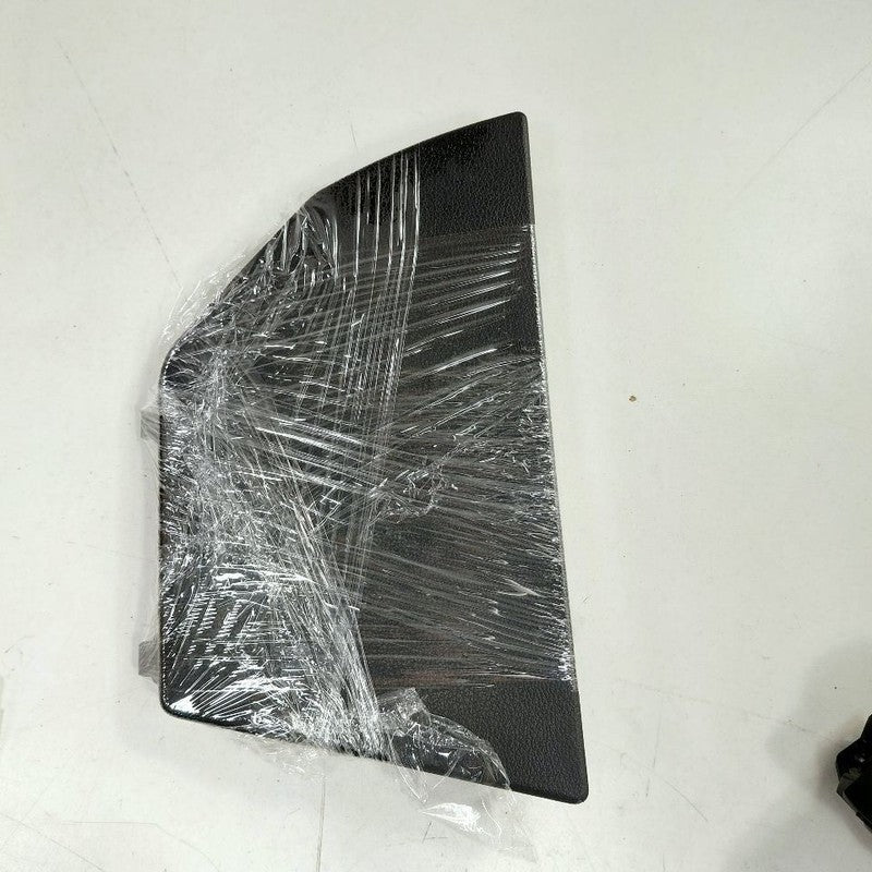 Hyundai Tucson Passenger Right Rear Trunk Cover {85742D3000} 2016 2017 2018