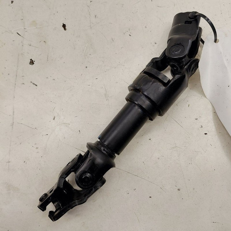 Cadillac XTS Lower Steering Column Shaft Knuckle U Joint      2016 201