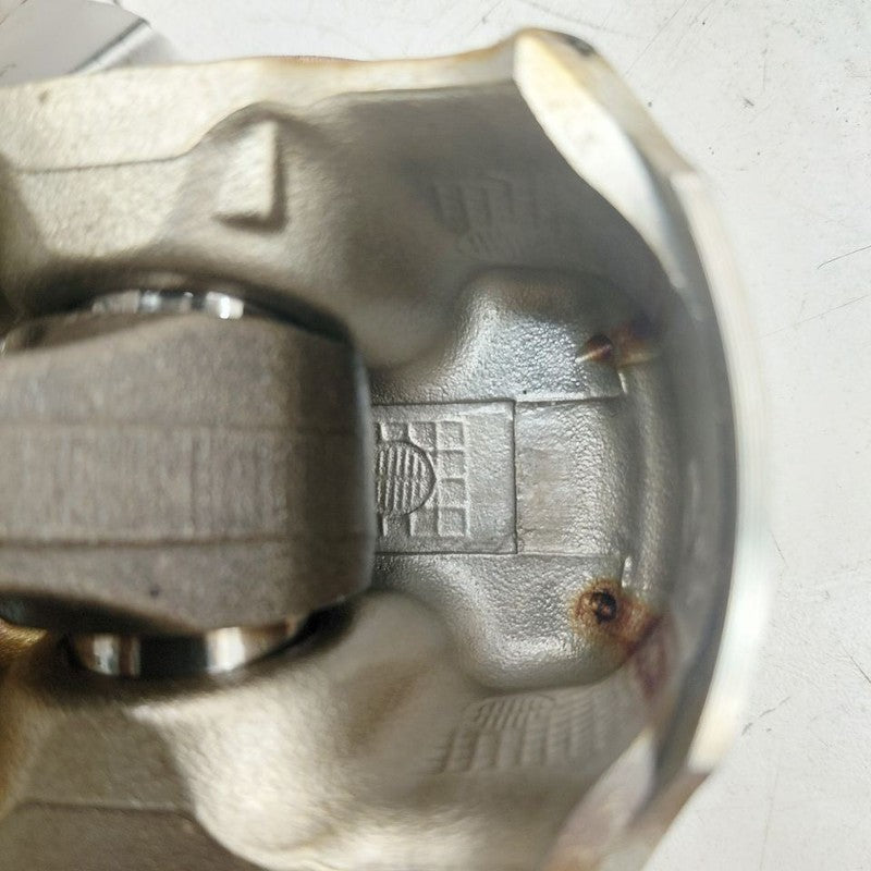Nissan Rogue Single Piston With Connecting Rod   2.5 2017 2018 2019 OE