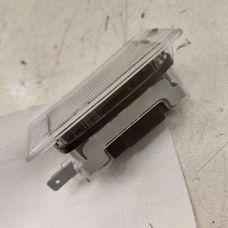 Hyundai Veloster Dome Light Roof Lamp  2017 2016 2015 2014