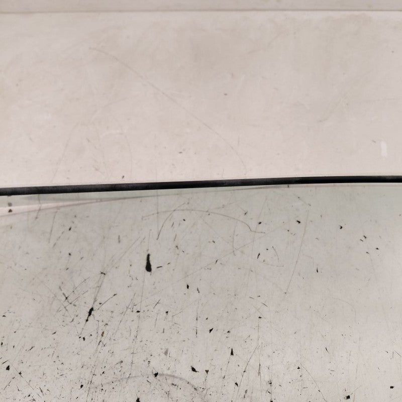 Passenger Right Front Door Glass Window Hatchback Note Fits 17-19 Niss