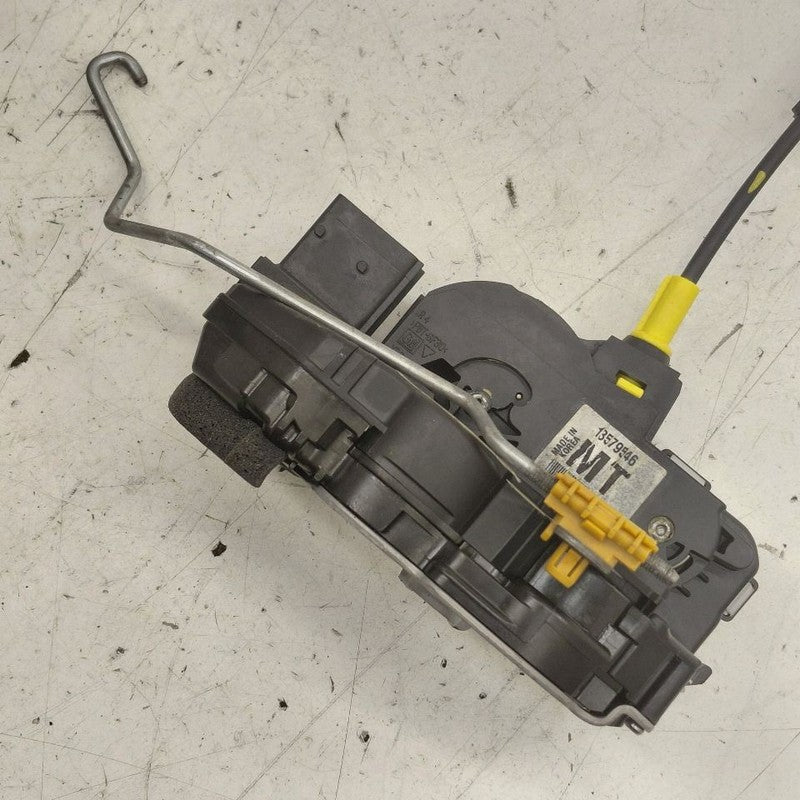 Chevy Trax Door Latch Lock Right Passenger Rear  2022 2021