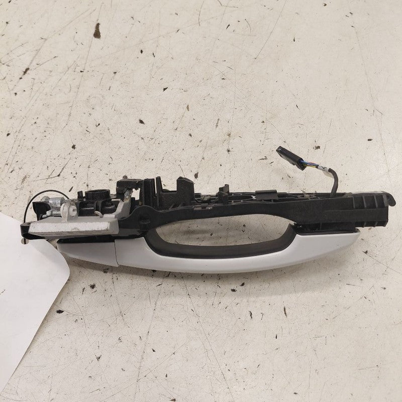 Passenger Right Front Door Handle Exterior Fits 12-15 Chevy Volt