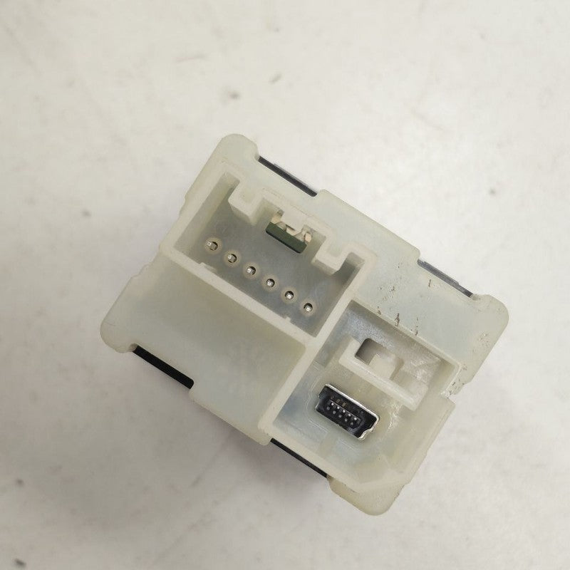 Chevy Trax USB Plug In Hub Port  2022 2021