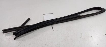Chevy Equinox Door Glass Window Seal Rubber Right Passenger Front 2015