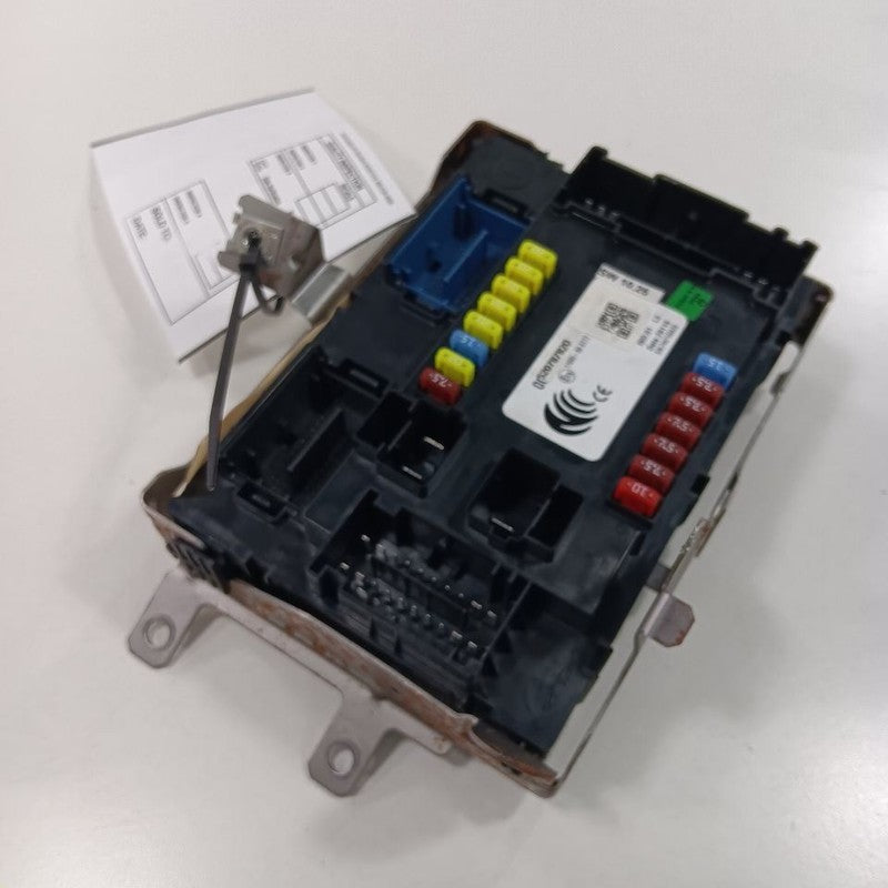 Jeep Renegade Cabin Fuse Box Interior Inner Under Dash  2017 2018 2019 2020